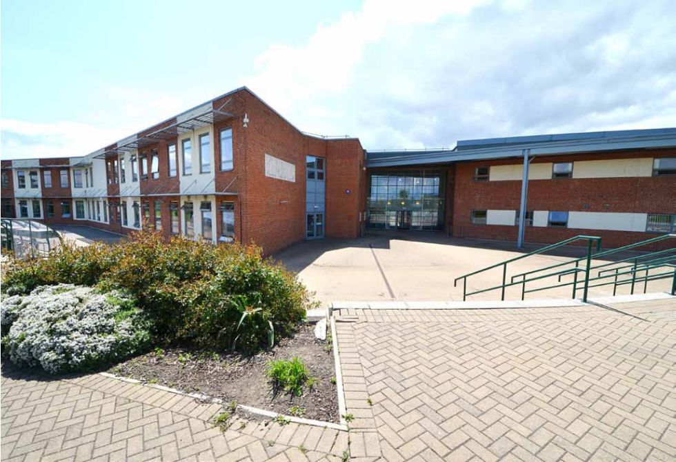 Entrance to Meadowhead School