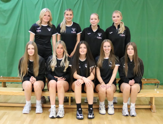 players pose for team photo